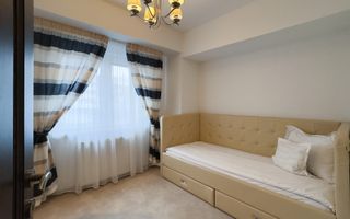 Apartament cu 3 camere, Parcare, P-ta Cipariu  zona Central - Poză 15