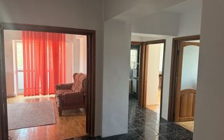 Apartament 3 camere de inchiriat, Piata Independentei, Albesti - Poză 3