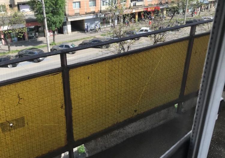 BRASADAS vinde garsoniera la etajul 4/4 in zona Careiului. - Poză 7