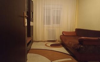 Vând apartament 3 camere - Poză 2