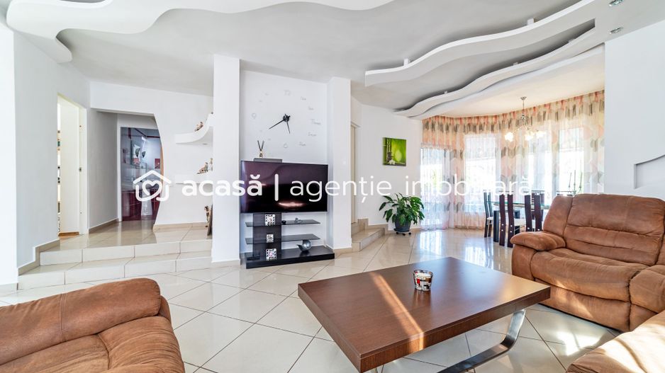 Casă cu teren de 507mp,  în Micălaca - Poză 1