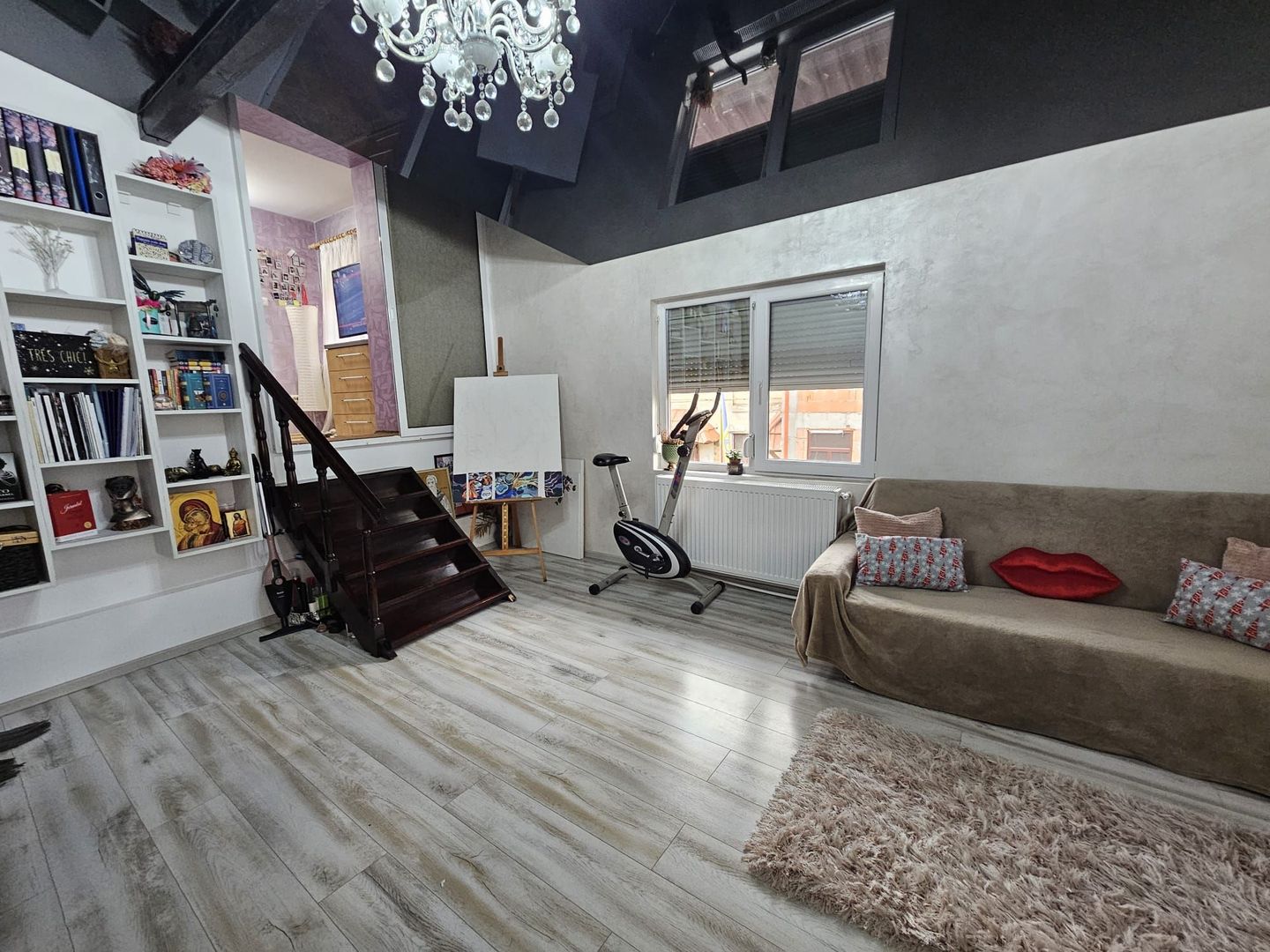 Casa renovata complet – zona Mall – - Poză 14