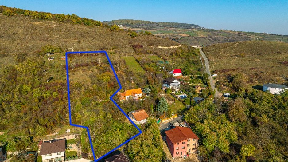 Vand in exclusivitate teren in Baciu pe strada Alunis! - Poză 2