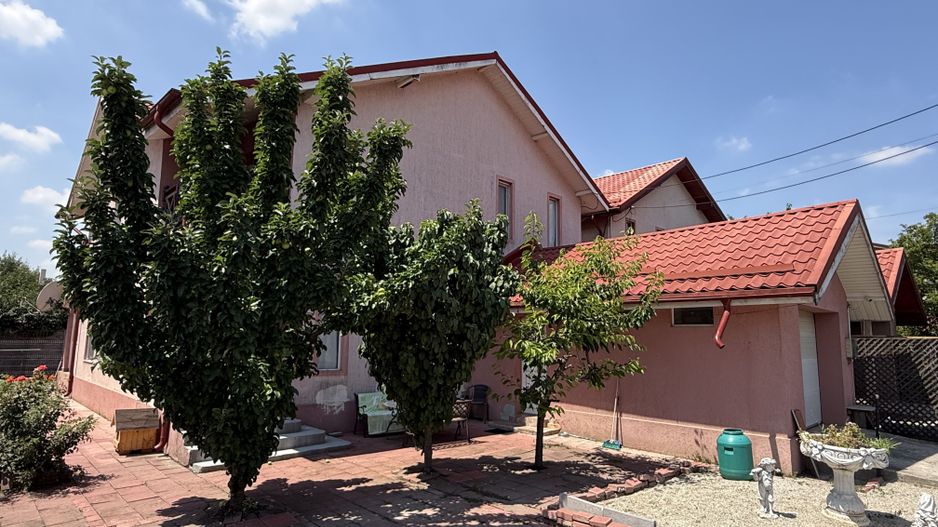 Vila P+1 cu terasă 255 mp + garaj 22,5 mp si teren 417 mp-Berceni ! - Poză 37