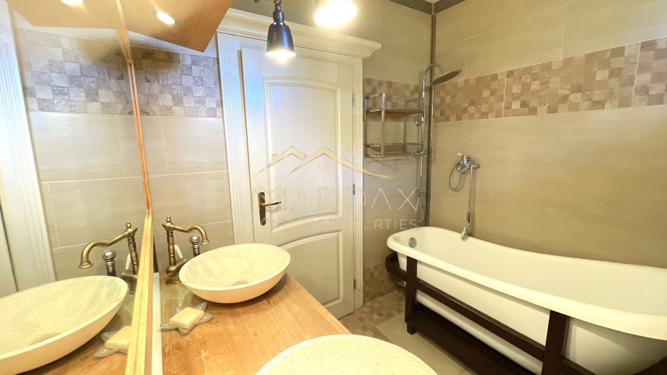 Vila 7 camere**Lake view**Ponton privat**Piscina**Teren 933 MP//Balotesti - Poză 27