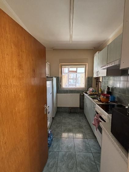 Agenția imobiliara BRASADAS vinde casa in zona CENTRALA. - Poză 10