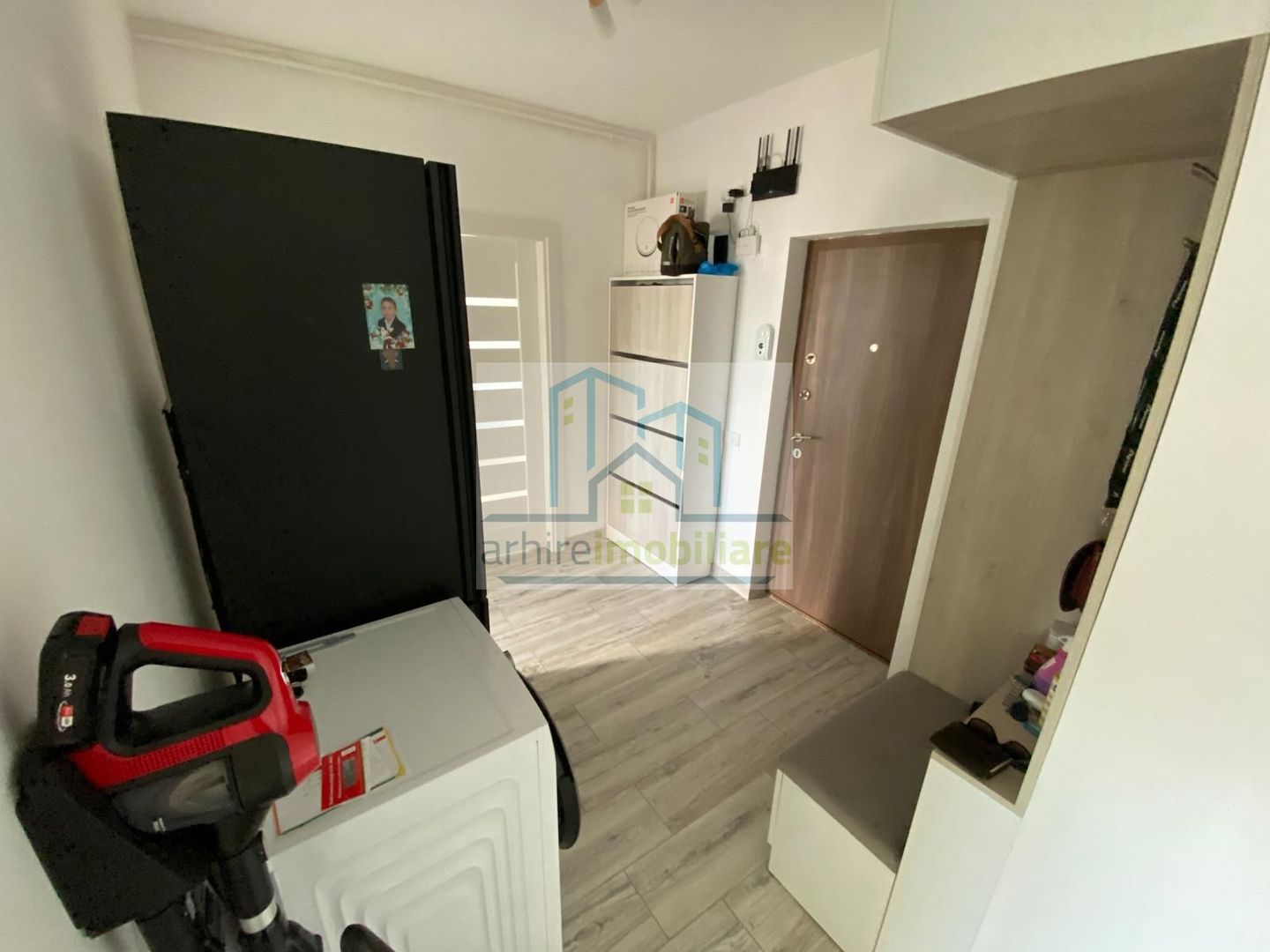 Apartament 3 camere decomandat zona Trapezului - Poză 10