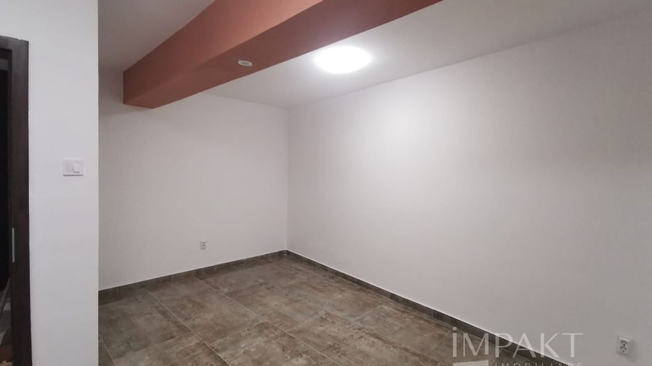 De vanzare -spatiu birouri 2 camere - Centru - Poză 22