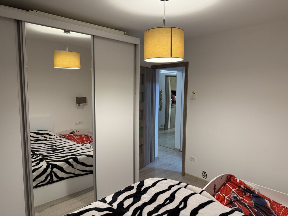 Apartament 2 camere, decomandat, etaj 1/4 - Micro20 - Poză 4
