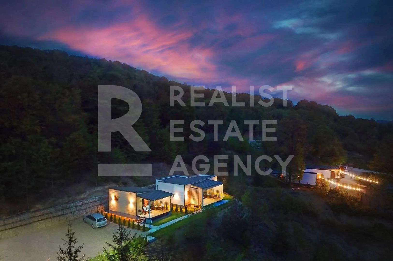 Complex turistic de vânzare în Slănic Moldova - hotel, pensiune - Poză 12