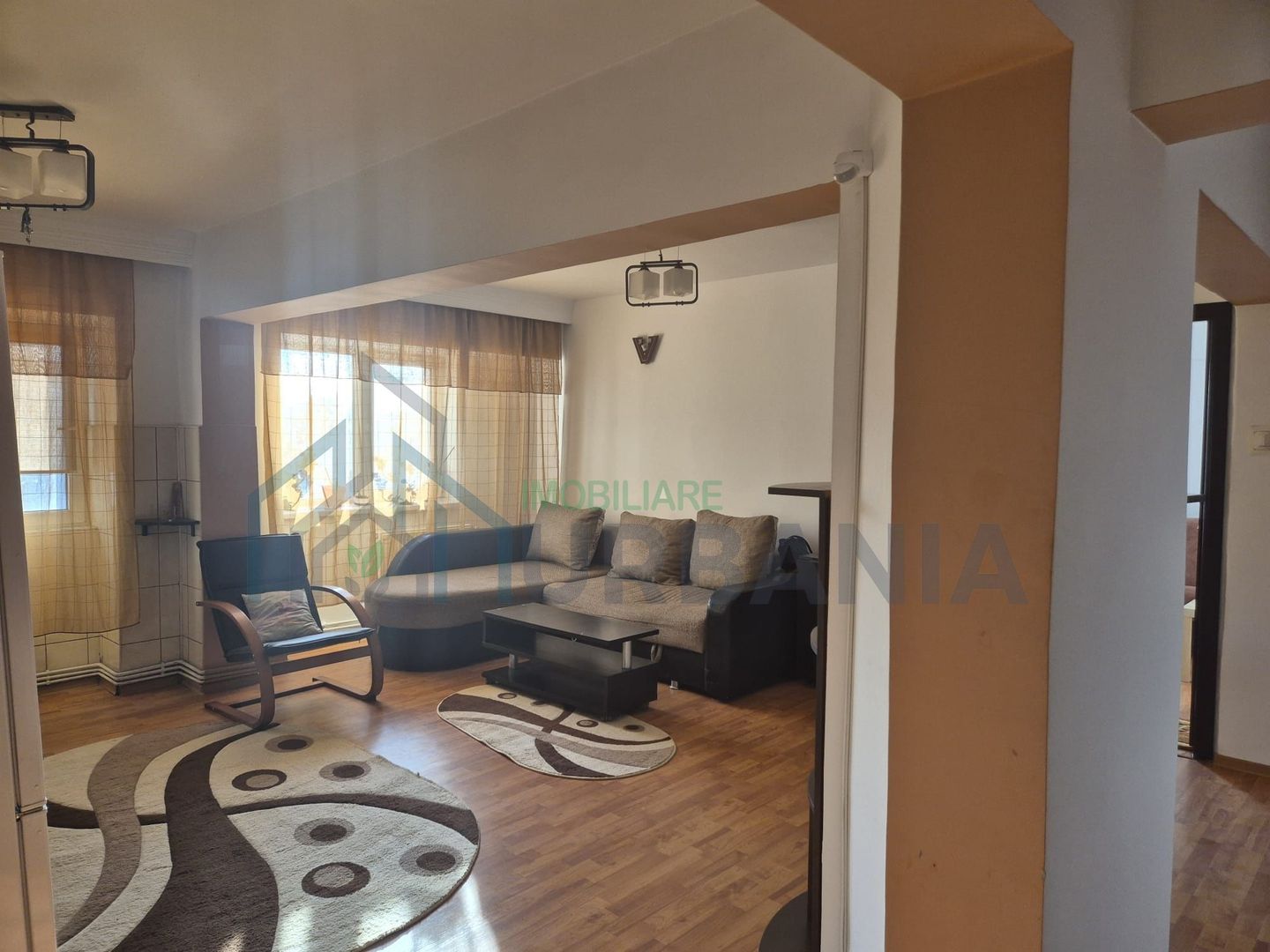 Apartament 3 camere decomandat, 72 mp, lângă Școala "George Coșbuc" Iași, etaj 4/4 cu pod - Poză 3