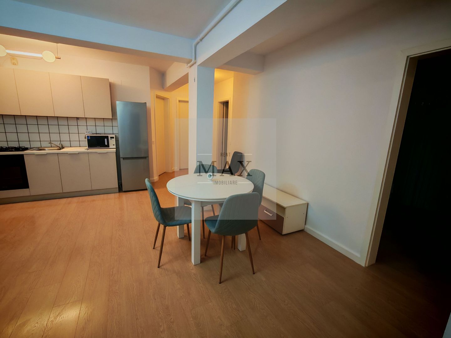 Inchiriere apartament 4 camere , etaj 1 , Zorilor - Poză 2