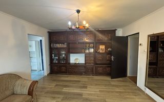 APARTAMENT 2 CAMERE ETAJ 4 VISOI - Poză 1