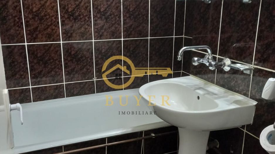 Garsoniera langa spitalul judetean- Etaj intermediar- balcon - Poză 6