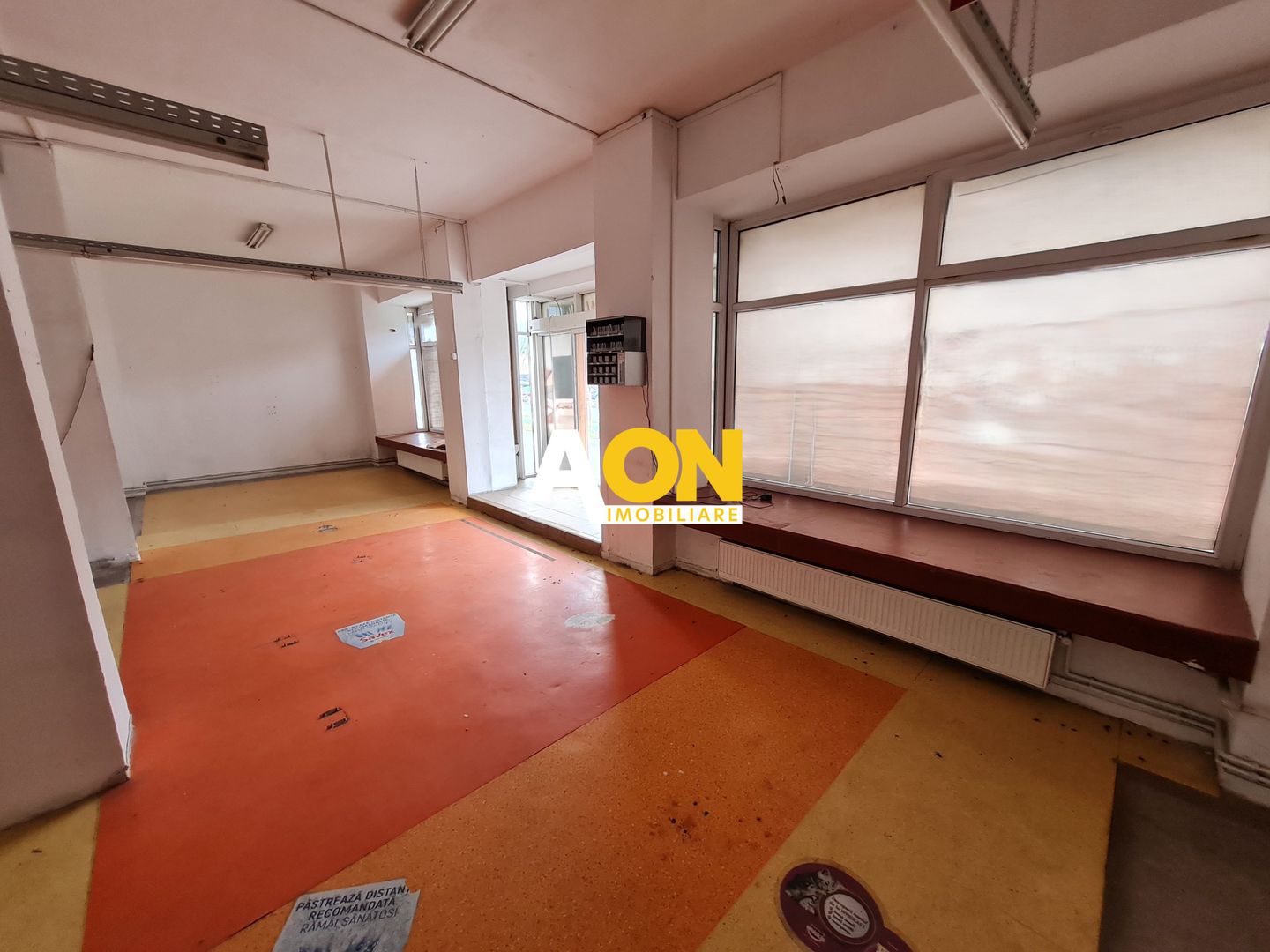 Spatiu Comercial Stradal, 170 mp utili, Trafic Pietonal, Zona Ampoi 3 - Poză 3