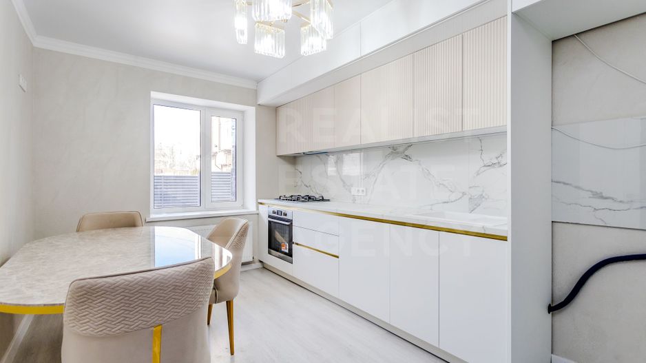 Vânzare casă,  4 camere, strada Alexandru Marinescu, Buiucani - Poză 3