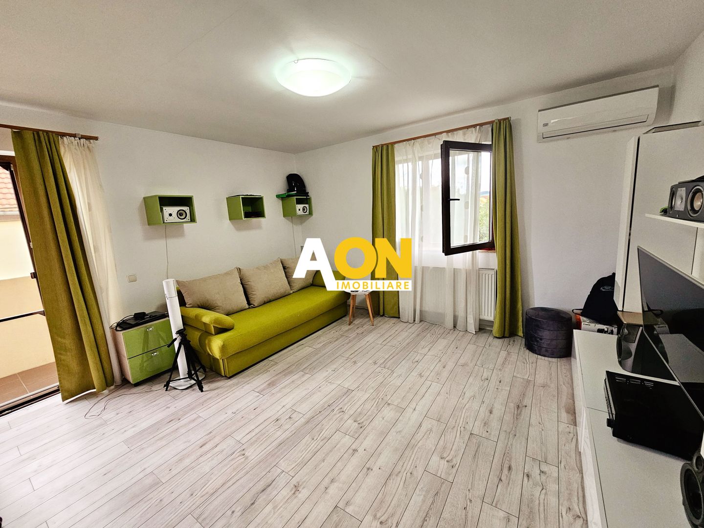 Casa eficienta energetic, 5 camere, 540 mp teren, Partos - Poză 14