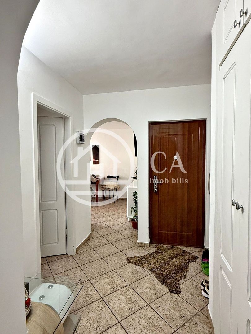 Apartament de vânzare 2 camere în zona Rogerius - Poză 10