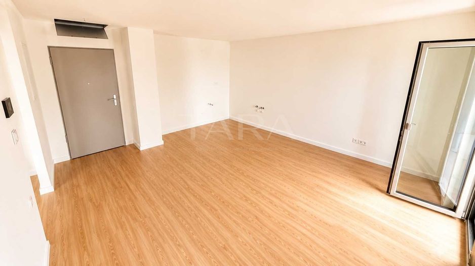 Apartament premium, 50 mp + balcon 11 mp. - Poză 2