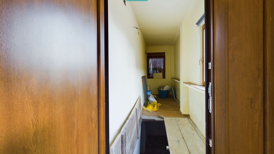 Casă cu 5 camere în Vladimirescu - Poză 21