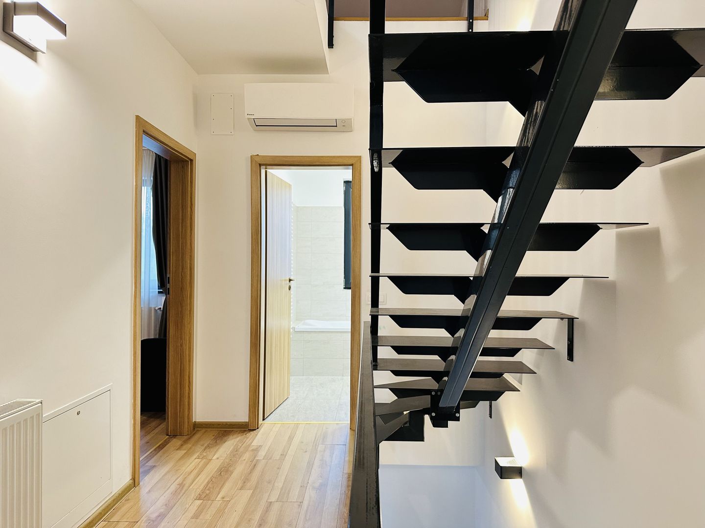 Ikea - Casa moderna cu 3 dormitoare, 130mp | Loc de joaca in mansarda - Poză 23