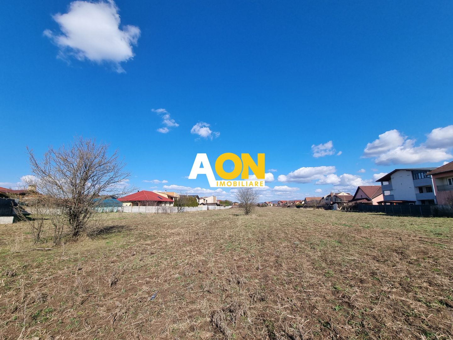 De vanzare 2600mp teren intravilan, pretabil pentru bloc P+3, Cetate - Poză 3