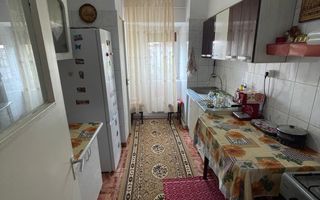 Nicolina 2 Prima Statie  Apartamet 3 Camere Decomandat Bloc Cadre 1985 - Poză 8