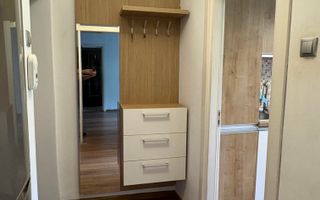 Apartament cu 3 camere - Metrou Costin Georgian - bd. 1 Decembrie 1918 - Poză 8