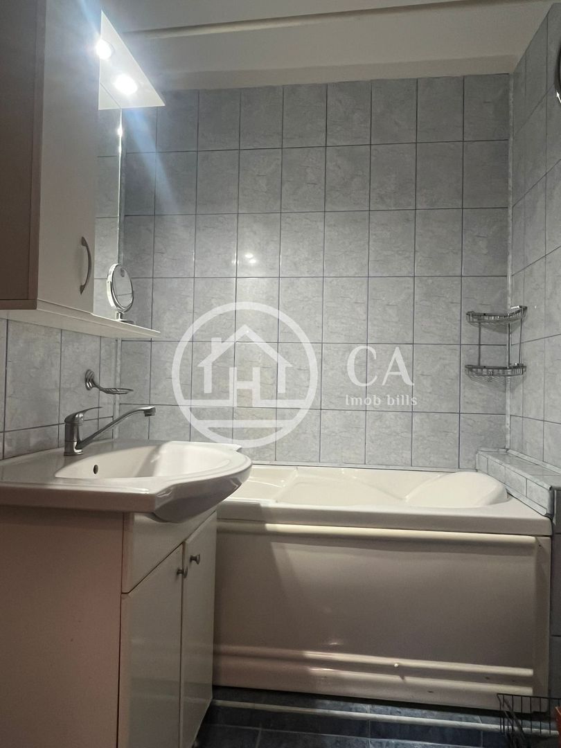 Apartament cu 3 camere de vanzare in zona Decebal, Oradea - Poză 14
