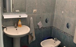 Apartament cu 2 camere langa parcul central. - Poză 11