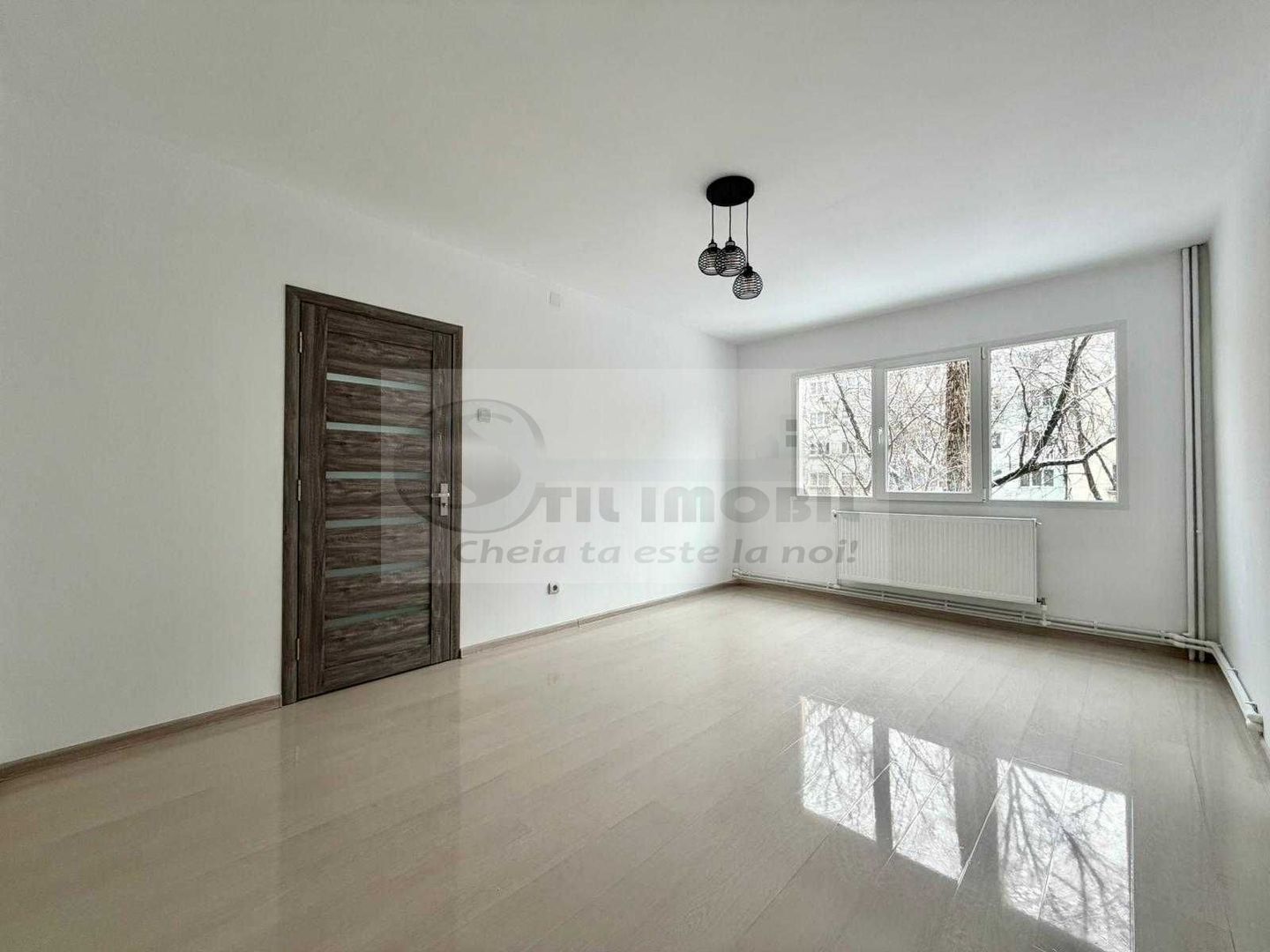 Apartament renovat 60 mp, Zona Podu Ros 128.000 Euro - Poză 4