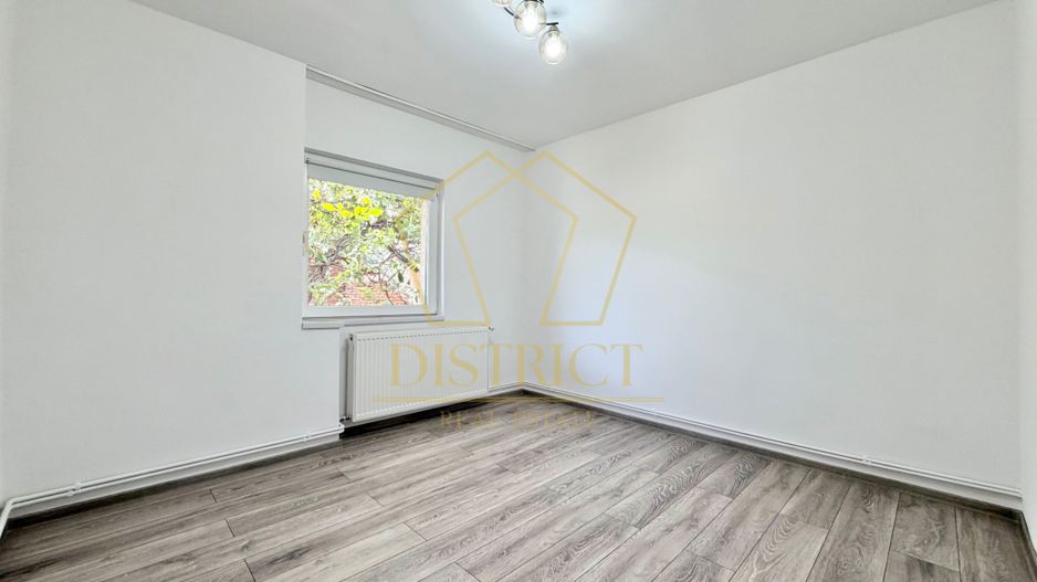 Apartament cu 3 camere decomandat la parter inalt, zona Girocului langa Lidl. - Poză 13