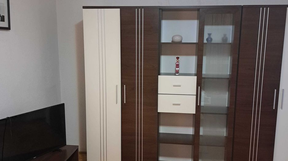 APARTAMENT ZONA MOSILOR - Poză 1