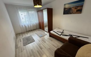 Apartament cu 3 camere, decomandat, 84mp, Zona Poli 2 - Poză 4
