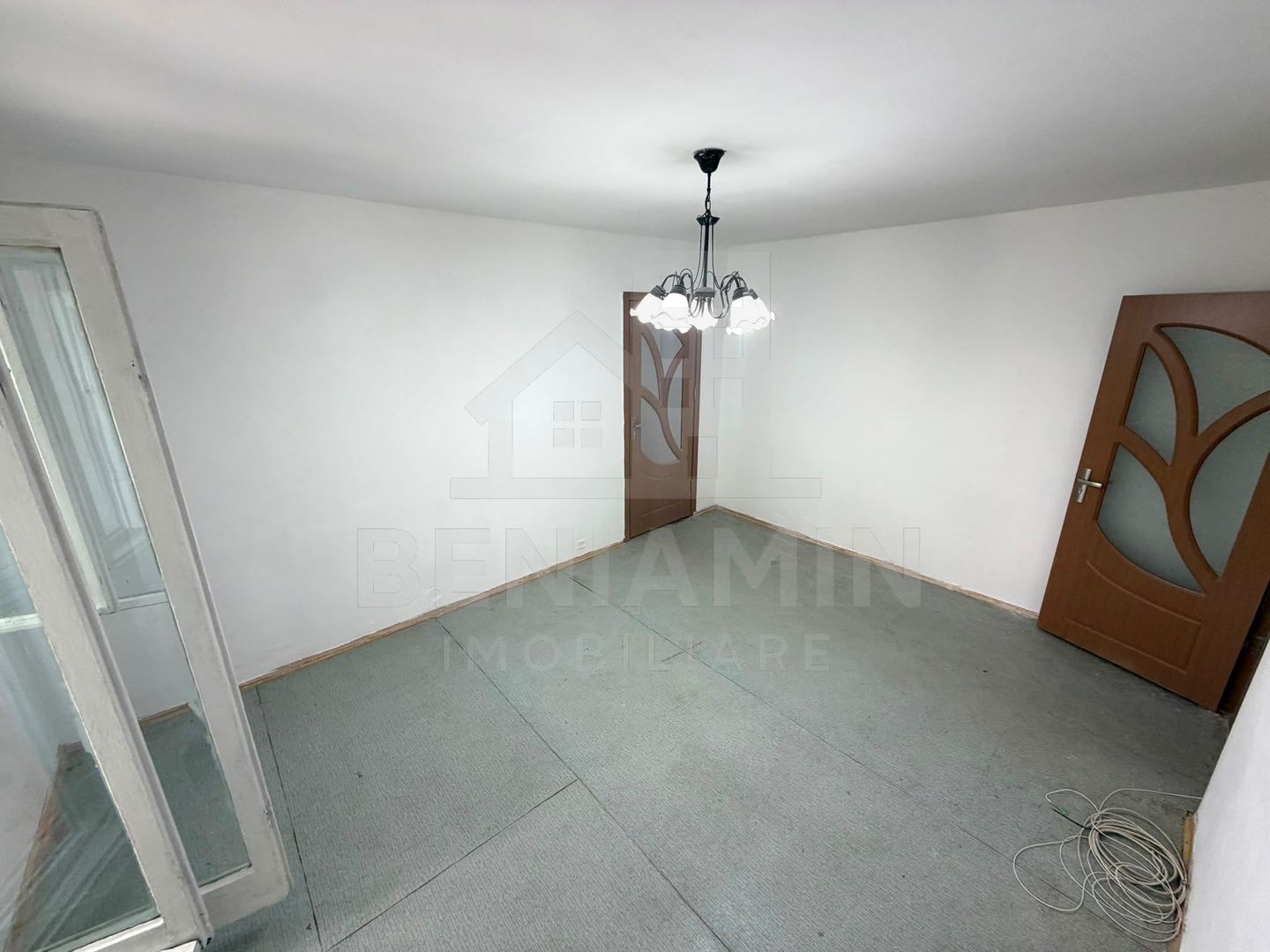 Apartament 2 camere etaj 1 cu teava de gaze 41mp Craiovita - Poză 2