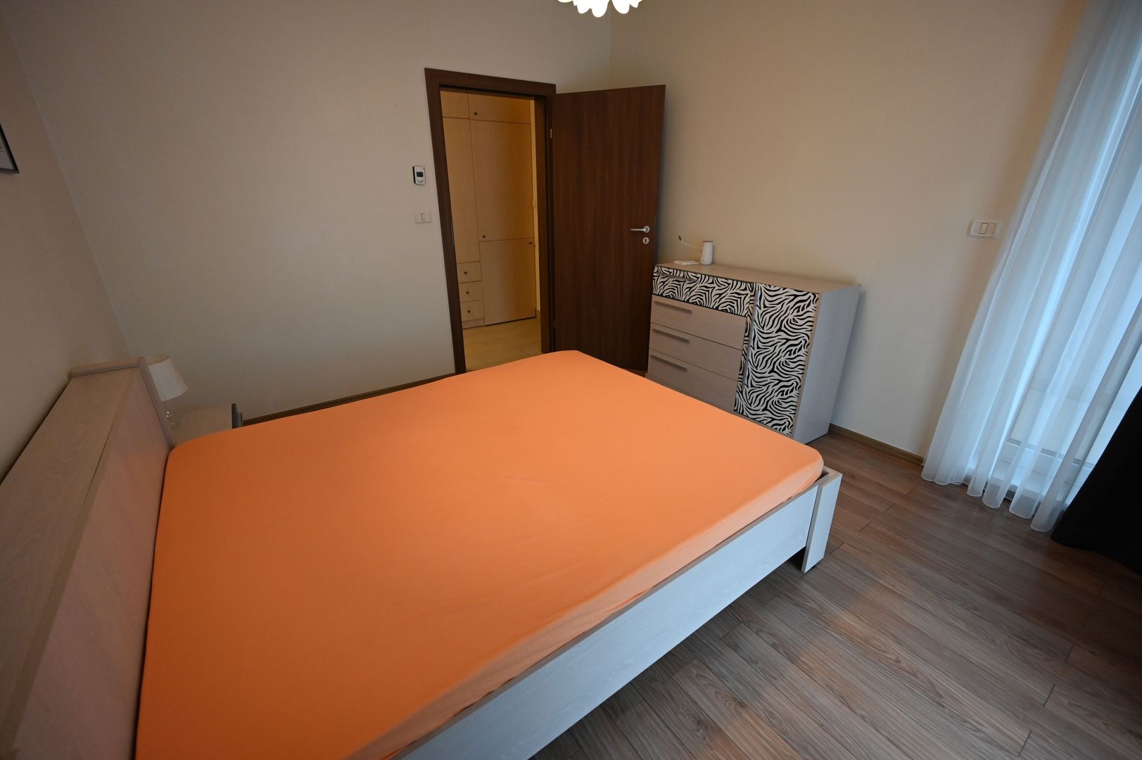 Apartament de lux in bloc nou cu loc de parcare inclus! - Poză 6
