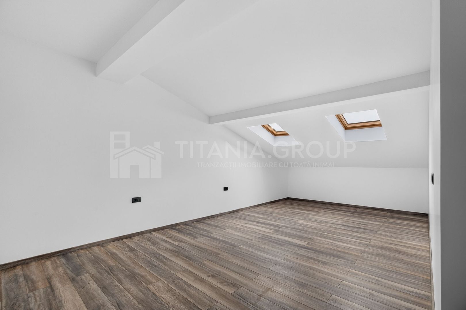 Vila cu arhitectura deosebita, teren 636mp, Cristian, Brasov - Poză 16