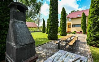 Vila cu 1.500 mp teren, gradina amenajata, linistita zonare,  Halchiu, Brasov - Poză 25