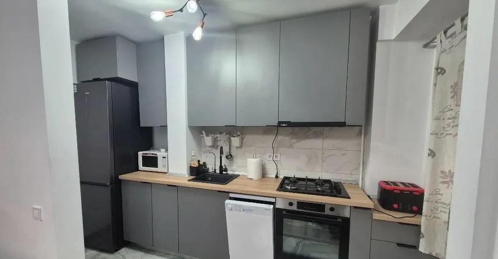 GARSONIERA-TINERETULUI, DOG-FRIENDLY, PRIMA INCHIRIERE, METROU - Poză 2