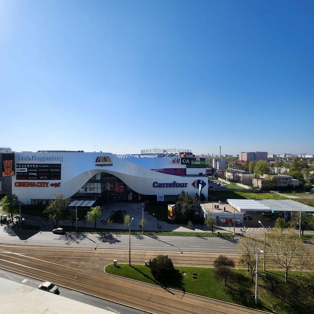 Apartament 3 camere Mega Mall - Poză 1