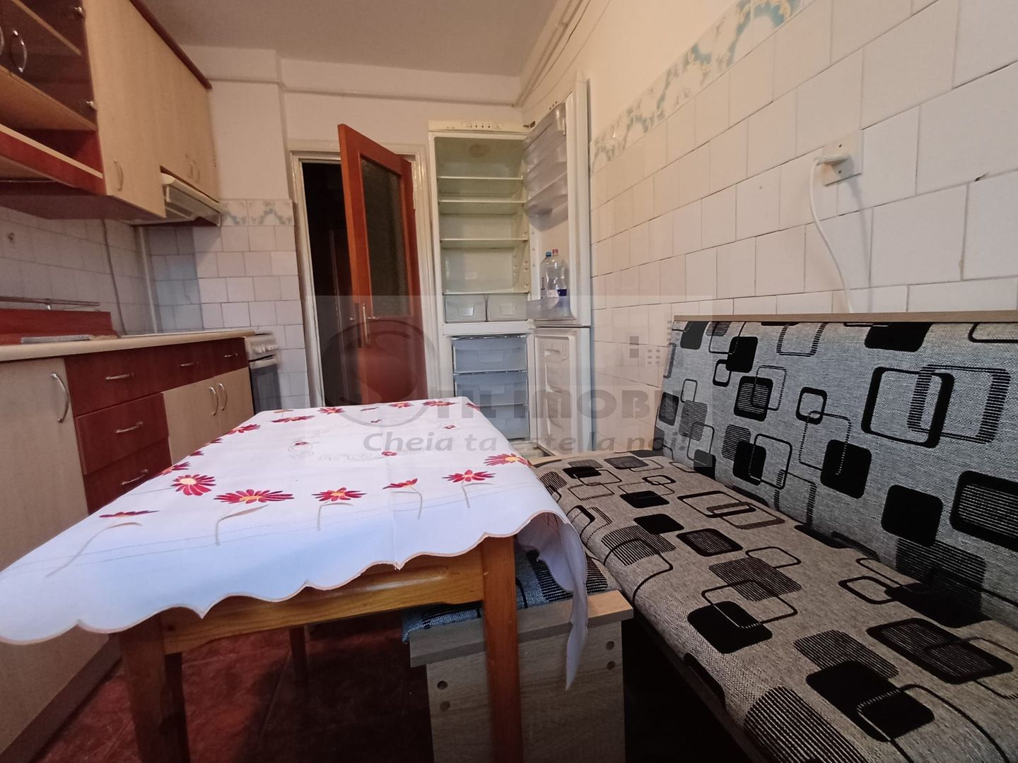 Apartament 3 Camere Decomandat – Blv Independenței- 550 euro - Poză 18