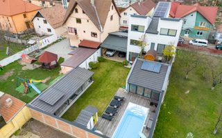 Vilă ultralux de 500 mp utili, piscină, saună, filigorie – Exclusivitate!! - Poză 1