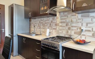 Apartament 4 camere, Calea Aradului - Oradea, tip D, renovat, vanzare - Poză 2