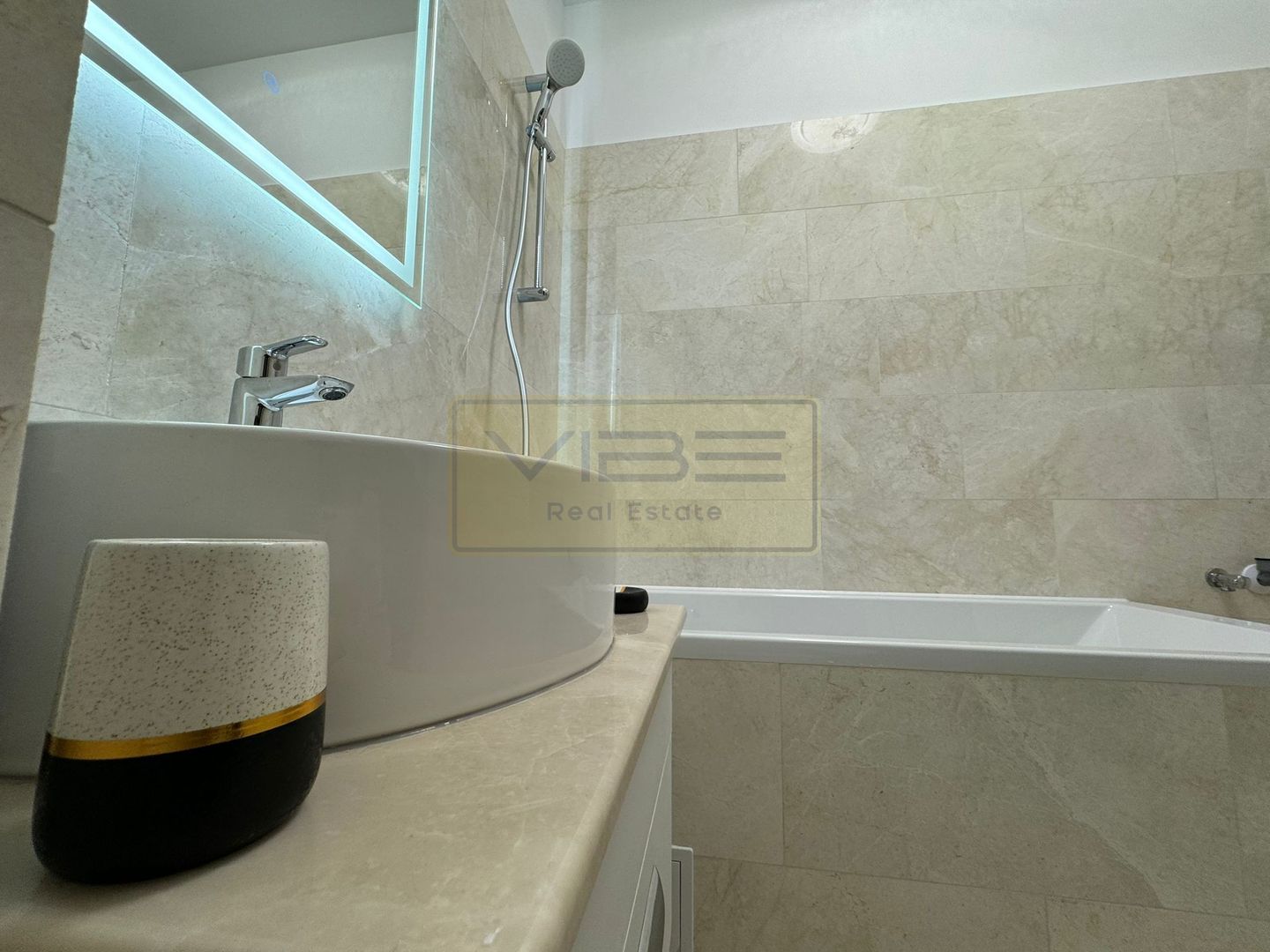 Apartament 2 camere decomandat NOU - Royal Town Copou - Poză 30