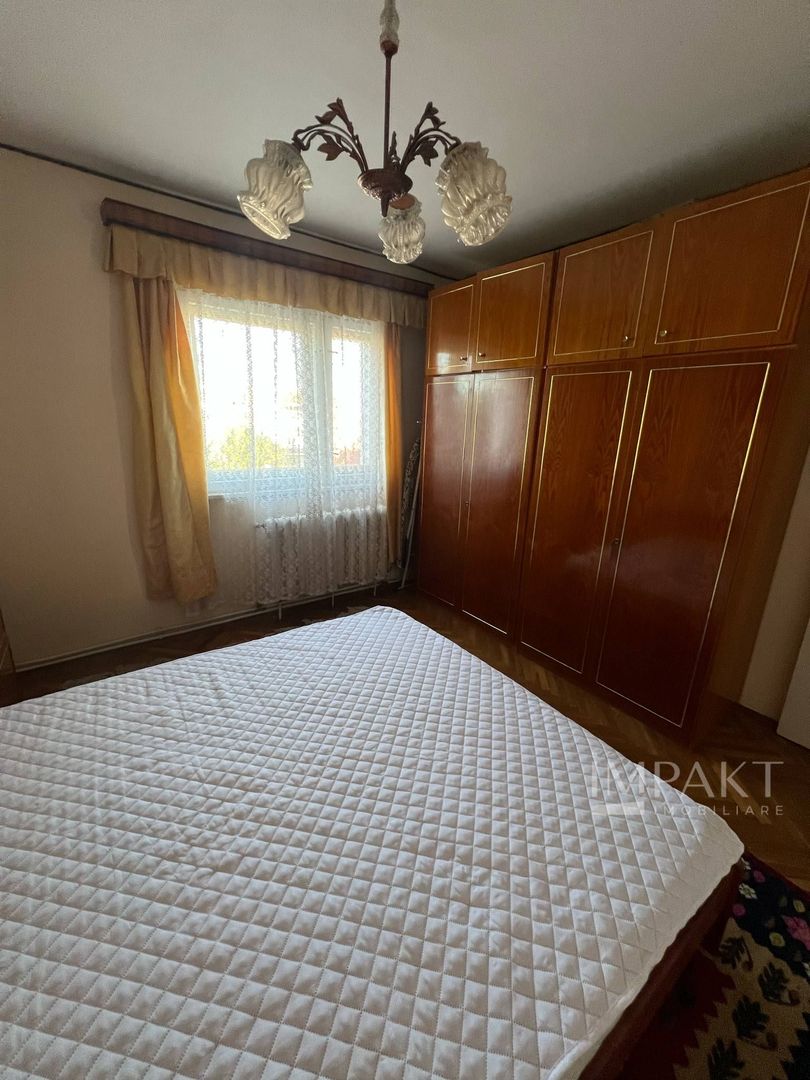 Apartament cu 4 carmere decomandat in Grigorescu - Poză 2