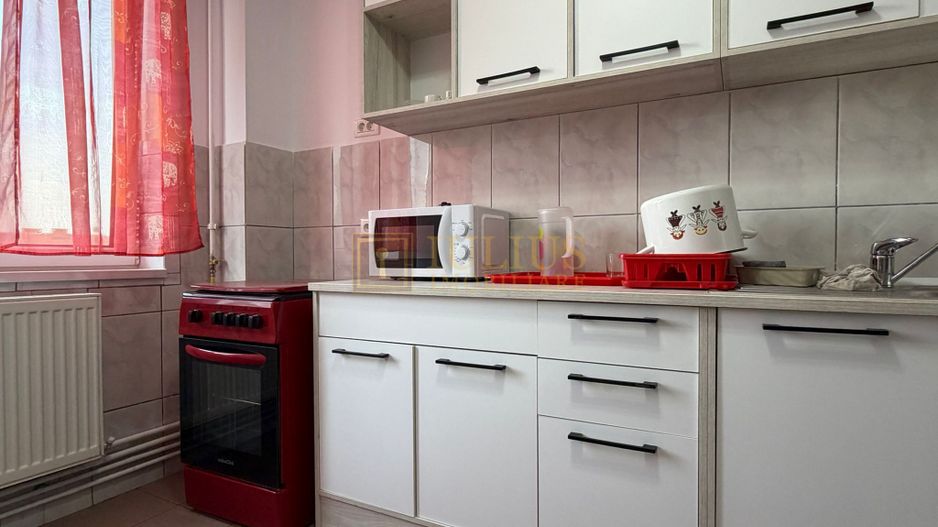 Ultracentral, 3 camere, centrală proprie- Mag. Orange/Piatra Craiului. - Poză 5