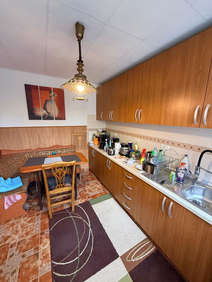 2 camere| curte comuna cu 3 apartamente| centrala proprie| zona aradului| - Poză 13