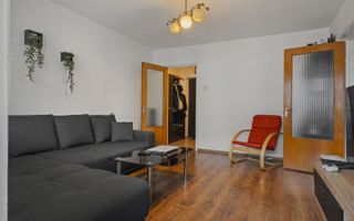 2 Camere, circular, 3/10, bloc Z, zonă foarte verde, metrou Favorit, Comision 0% - Poză 3