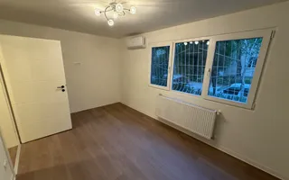 Disponibil imediat. Centrala proprie. Renovat integral - Poză 18