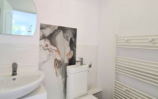 Spatiu comercial de închiriat cu 380v Brasov - 82 mp # spatii-comerciale-brasov - Poză 3